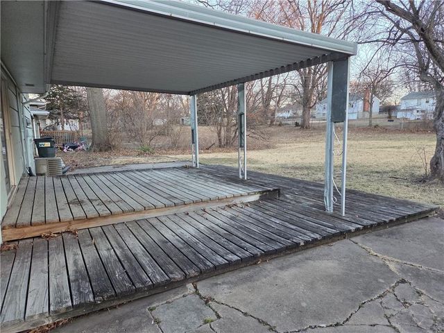 8219 E 85th Street, Raytown, MO 64138