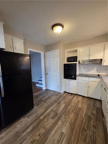 8219 E 85th Street, Raytown, MO 64138