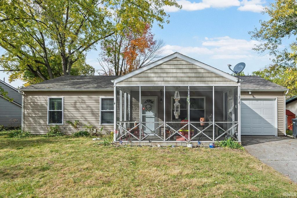 1908 Whitcomb Avenue, Lafayette, IN 47904