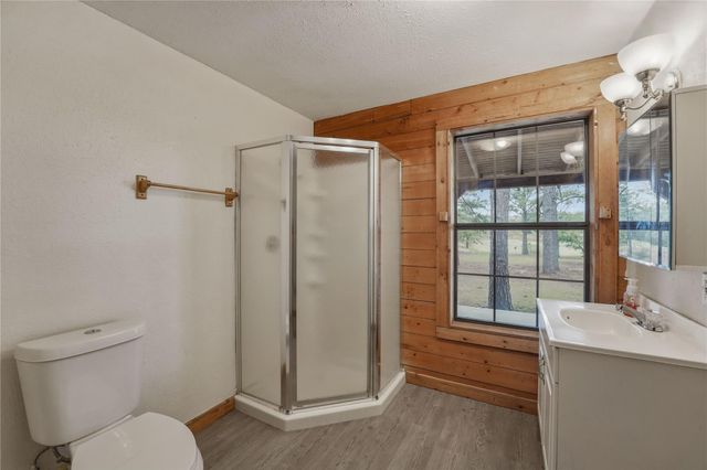 1555 Wildwood Road, Ledbetter, TX 78946