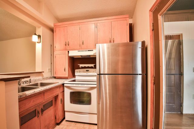 1941 Quentin Avenue S, Lakeland, MN 55043