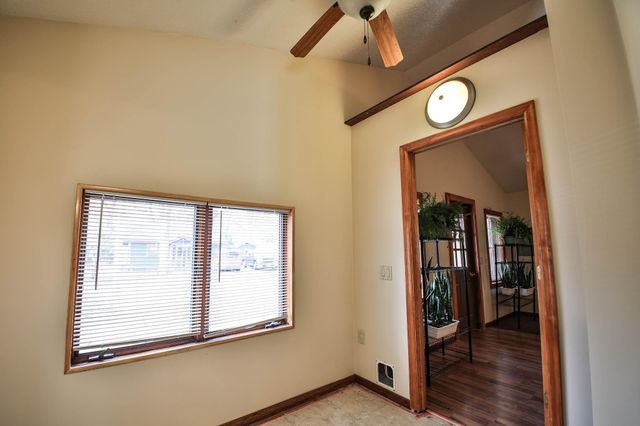 1941 Quentin Avenue S, Lakeland, MN 55043