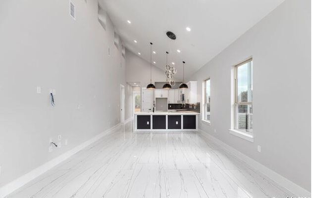 1382 green meadow LN, Spring Branch, TX 78070
