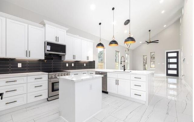 1382 green meadow LN, Spring Branch, TX 78070