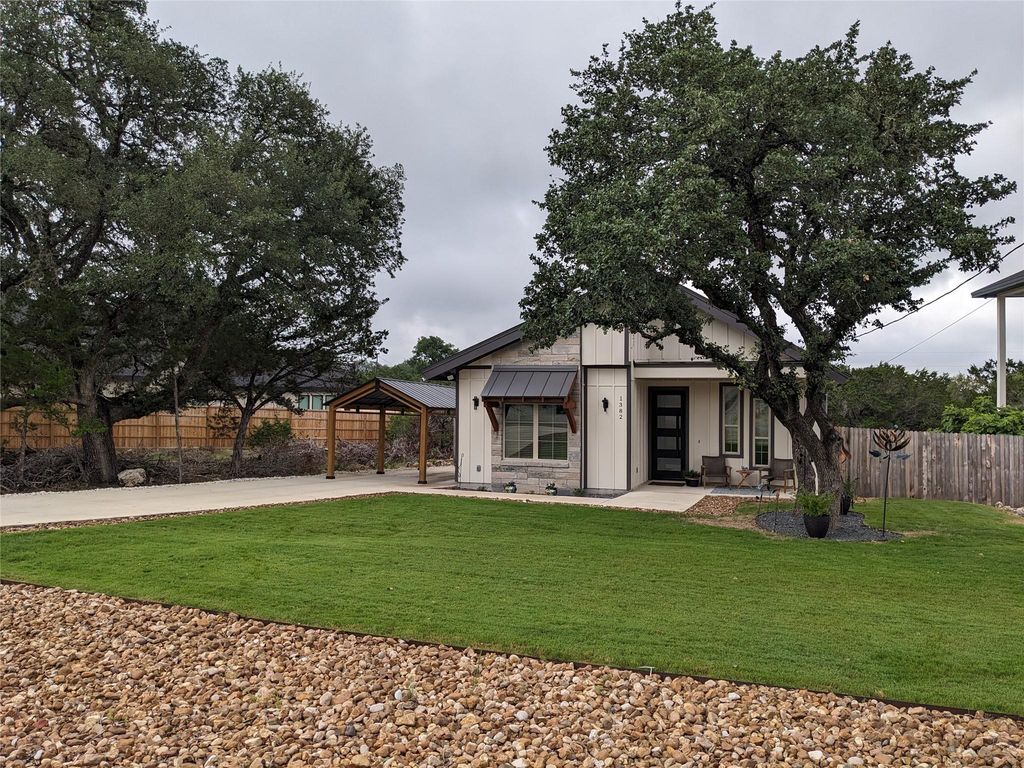1382 green meadow LN, Spring Branch, TX 78070