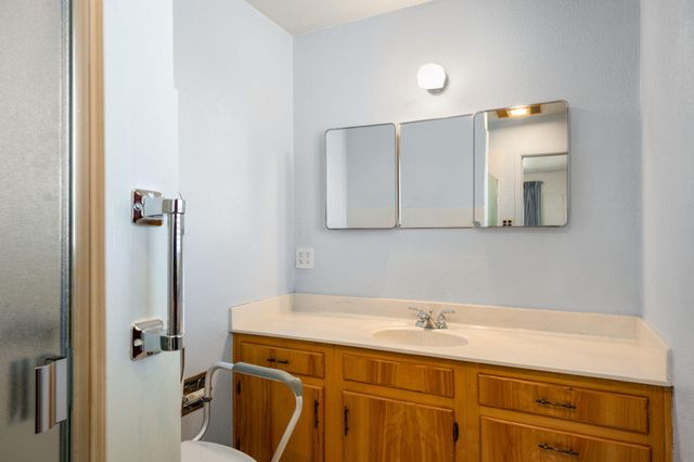 4216 Hendrix Road NE, Albuquerque, NM 87110