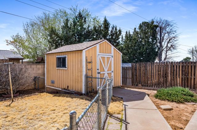 4216 Hendrix Road NE, Albuquerque, NM 87110