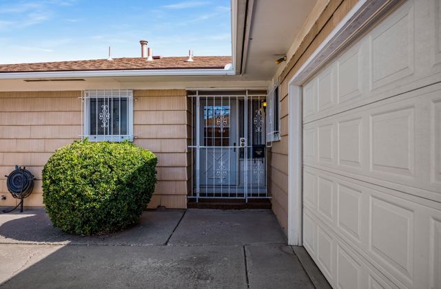 4216 Hendrix Road NE, Albuquerque, NM 87110