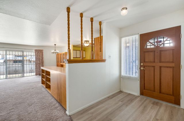 4216 Hendrix Road NE, Albuquerque, NM 87110