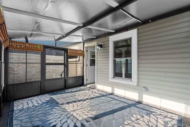 30752 Brush Street, Madison Heights, MI 48071