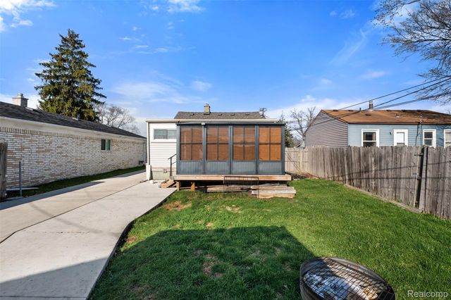 30752 Brush Street, Madison Heights, MI 48071