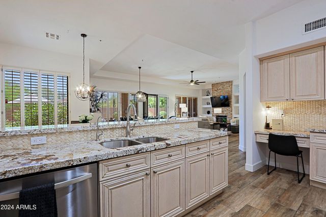 33690 N 71ST Way, Scottsdale, AZ 85266