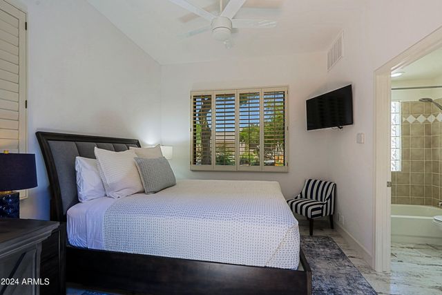 33690 N 71ST Way, Scottsdale, AZ 85266