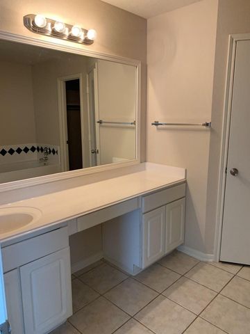 2747 Lofty Elm, Houston, TX 77038