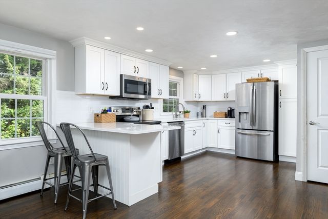 2 Crescent Ter, Ware, MA 01082
