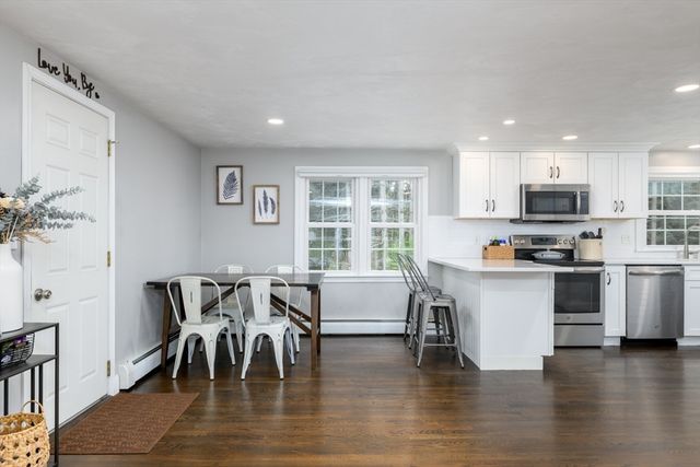 2 Crescent Ter, Ware, MA 01082