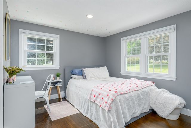 2 Crescent Ter, Ware, MA 01082