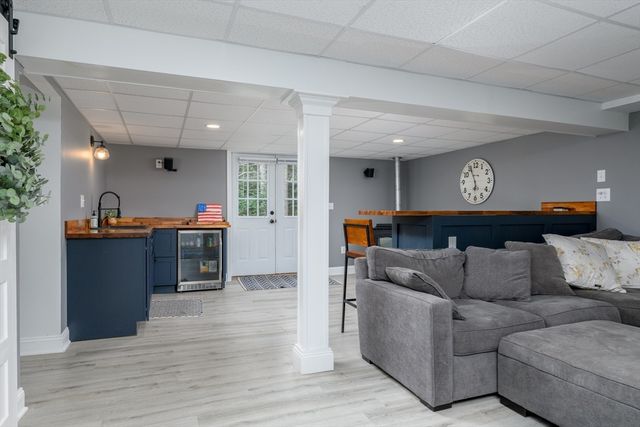 2 Crescent Ter, Ware, MA 01082