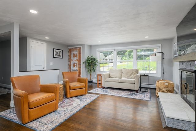 2 Crescent Ter, Ware, MA 01082