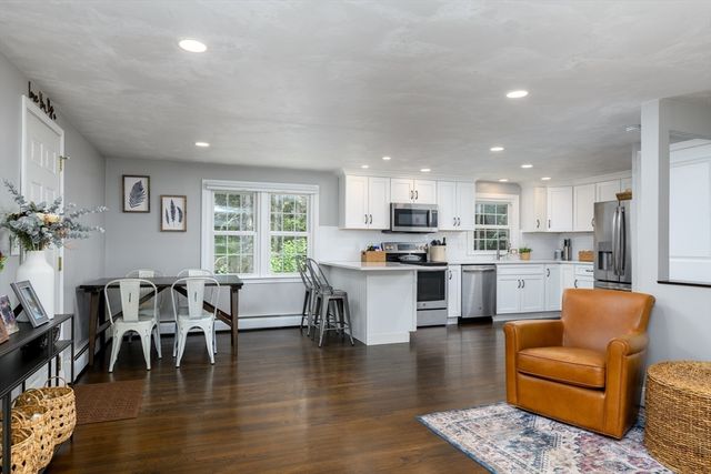 2 Crescent Ter, Ware, MA 01082