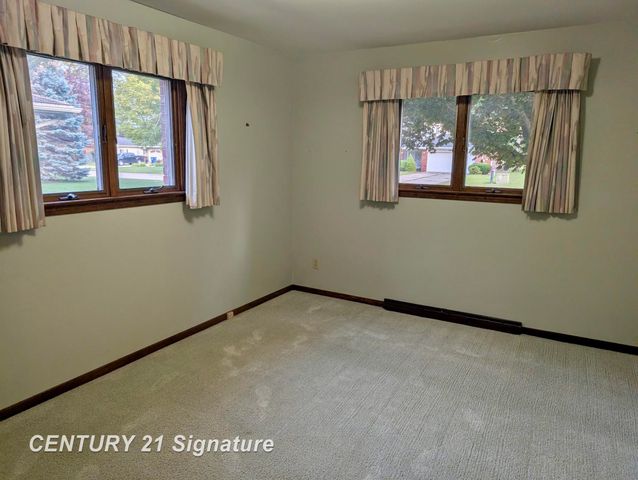 5164 Clydesdale Lane, Saginaw Twp, MI 48603