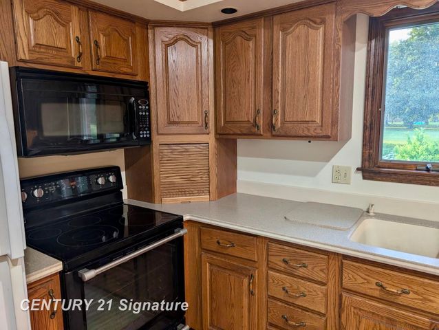 5164 Clydesdale Lane, Saginaw Twp, MI 48603