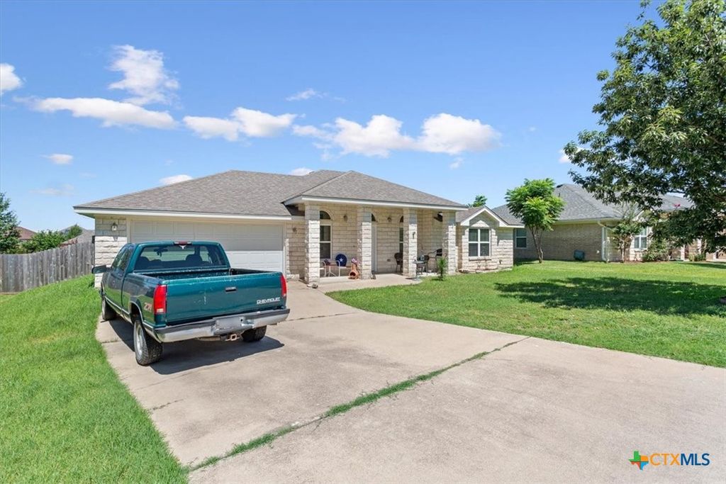 5012 Sarahs Way, Temple, TX 76502