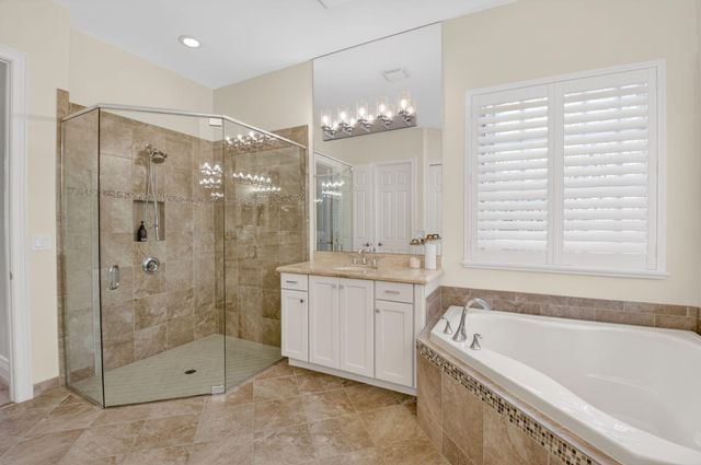 8247 Lawson Bridge Lane, Delray Beach, FL 33446