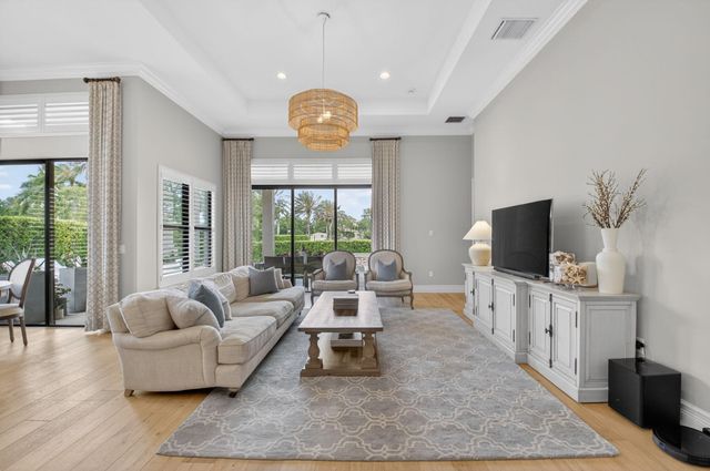 8247 Lawson Bridge Lane, Delray Beach, FL 33446