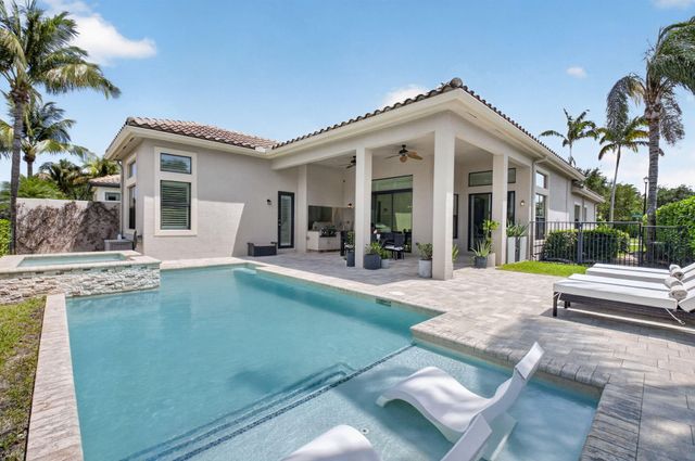 8247 Lawson Bridge Lane, Delray Beach, FL 33446