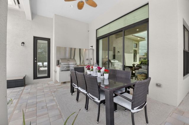 8247 Lawson Bridge Lane, Delray Beach, FL 33446