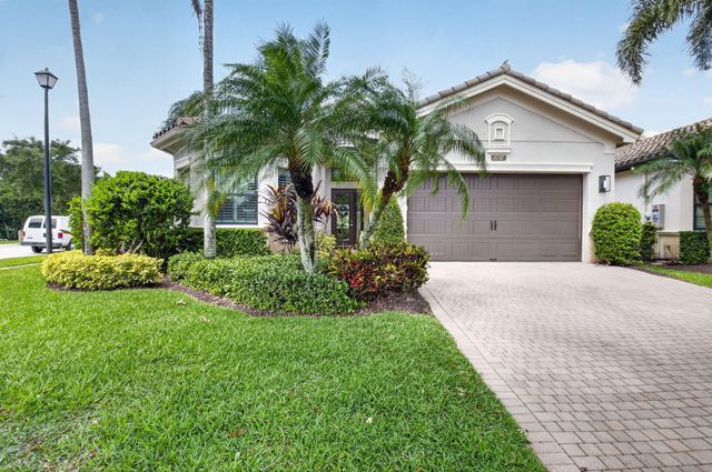 8247 Lawson Bridge Lane, Delray Beach, FL 33446