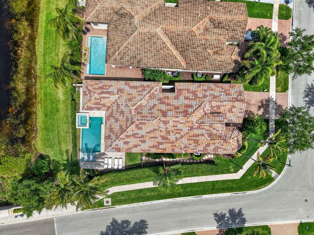 8247 Lawson Bridge Lane, Delray Beach, FL 33446