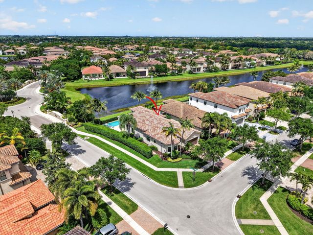 8247 Lawson Bridge Lane, Delray Beach, FL 33446