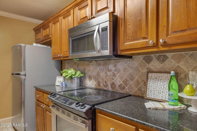 112 Hillside Drive 47, Lafayette, LA 70503