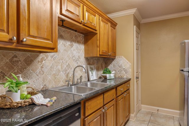 112 Hillside Drive 47, Lafayette, LA 70503