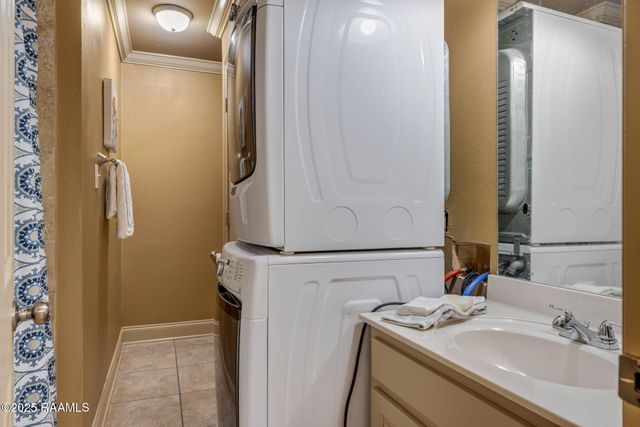 112 Hillside Drive 47, Lafayette, LA 70503
