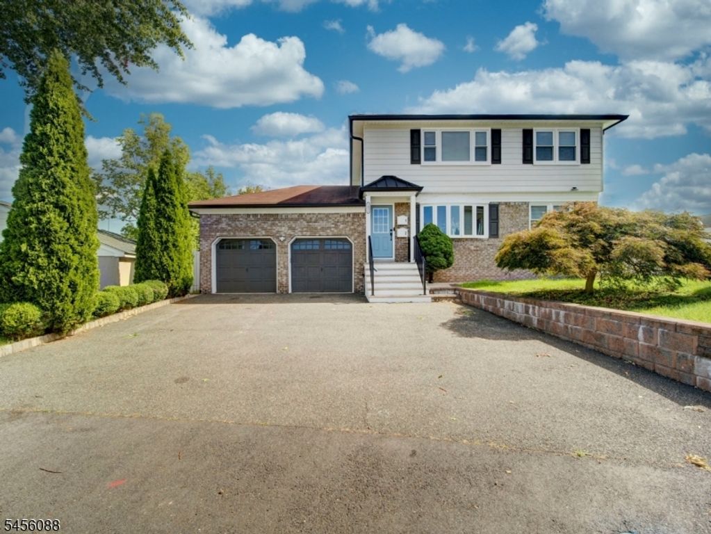 1091 Alfieri Ct, Union Twp., NJ 07083 — photo 2