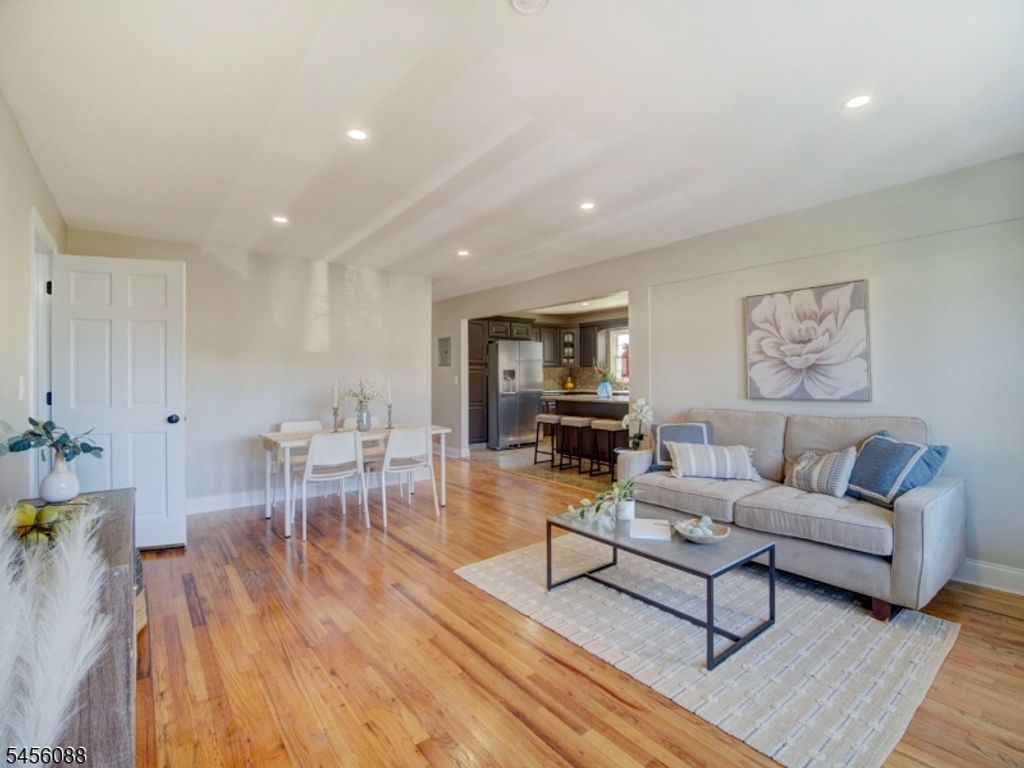 1091 Alfieri Ct, Union Twp., NJ 07083 — photo 4
