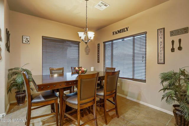 5873 Coyote Flats Street, Las Cruces, NM 88012