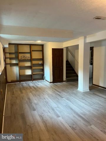 11827 RUTHERFORD DR, Fredericksburg, VA 22407