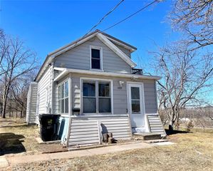1109 3rd Street, Menomonie, WI 54751