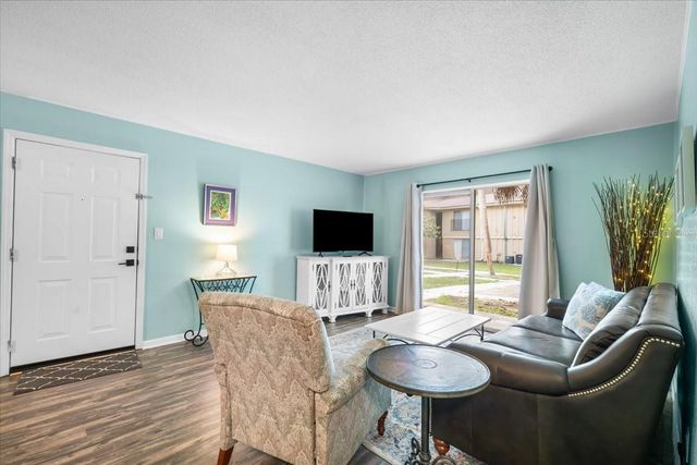 507 NW 39TH ROAD 110, Gainesville, FL 32607