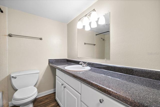 507 NW 39TH ROAD 110, Gainesville, FL 32607