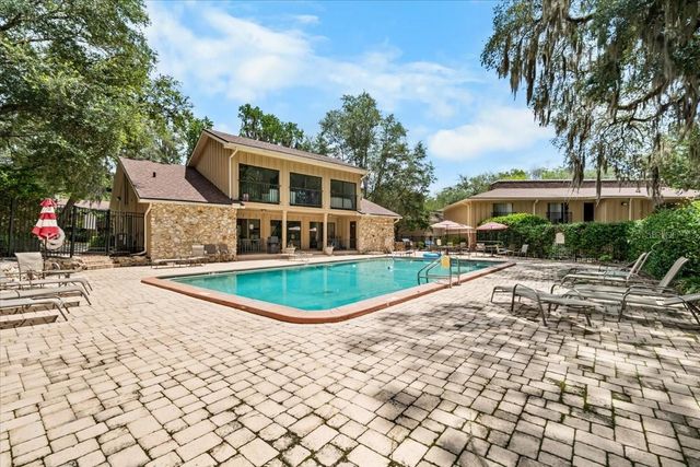507 NW 39TH ROAD 110, Gainesville, FL 32607