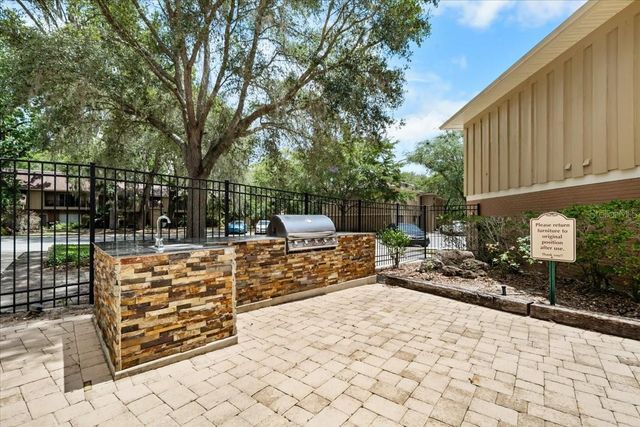 507 NW 39TH ROAD 110, Gainesville, FL 32607