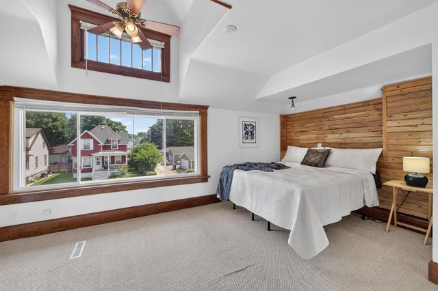 1338 Quincy AVENUE, Racine, WI 53405