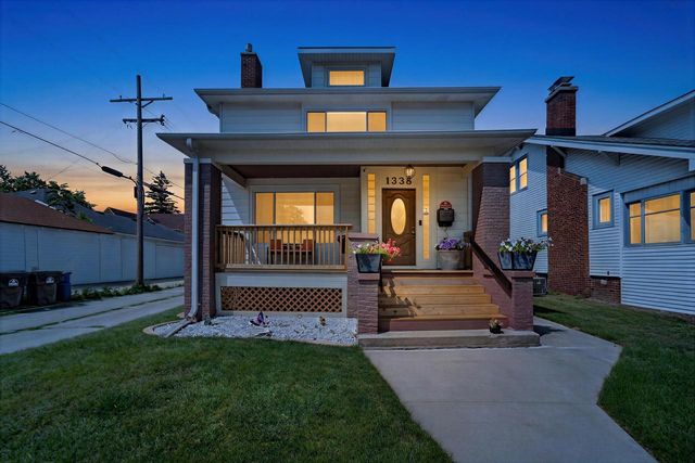 1338 Quincy AVENUE, Racine, WI 53405