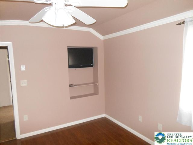 4131 Orefield Road, South Whitehall Twp, PA 18104