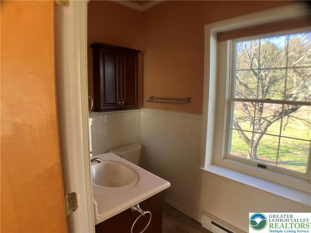 4131 Orefield Road, South Whitehall Twp, PA 18104